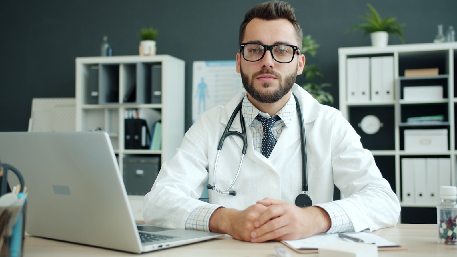 Dr. Pedro Almeida — Cardiologista